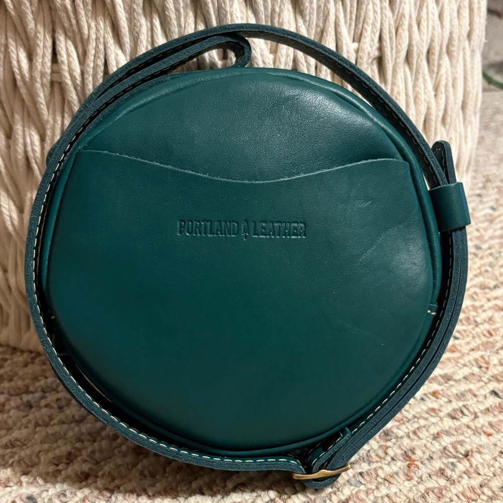 Portland Leather Goods Peacock Small Circle Crossbody Bag